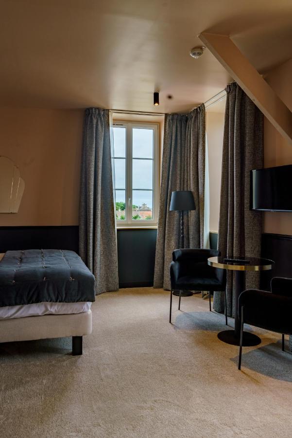 Hotel De La Plage Lion-sur-Mer Buitenkant foto